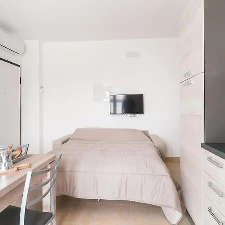 Scaringi Palace B Apartment